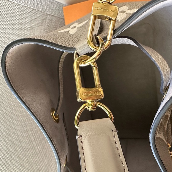 Empreinte Monogram Giant Neonoe MM Tourterelle Creme ❌SOLD ❌ - Picture 9 of 16